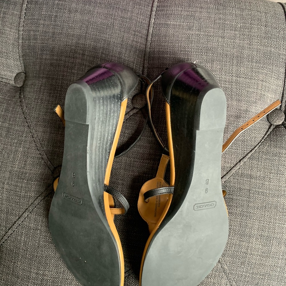 Authentic Coach sandals - Picture 4 of 4